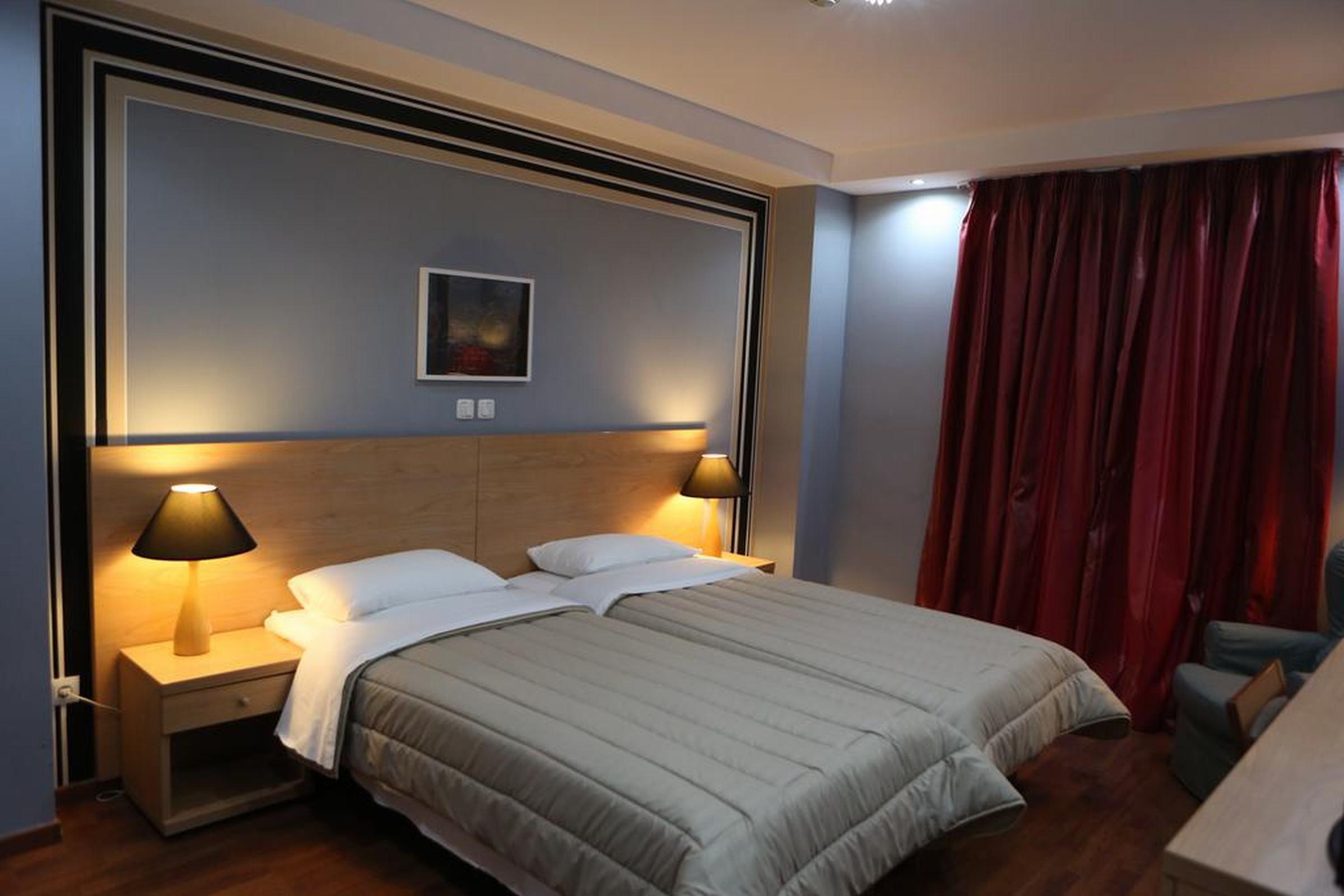 Athina Airport Hotel Thermi Bagian luar foto