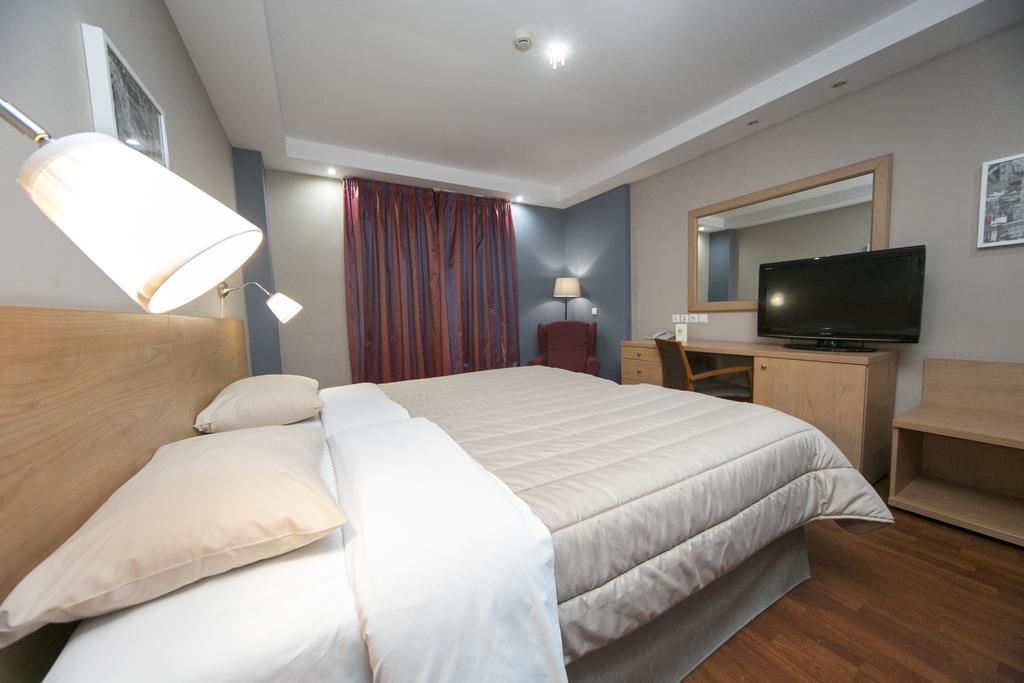 Athina Airport Hotel Thermi Bagian luar foto